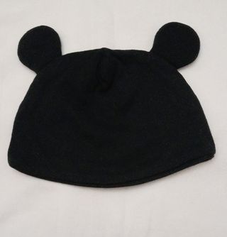 Cappellino bimba Disney nero con fiocco rosa