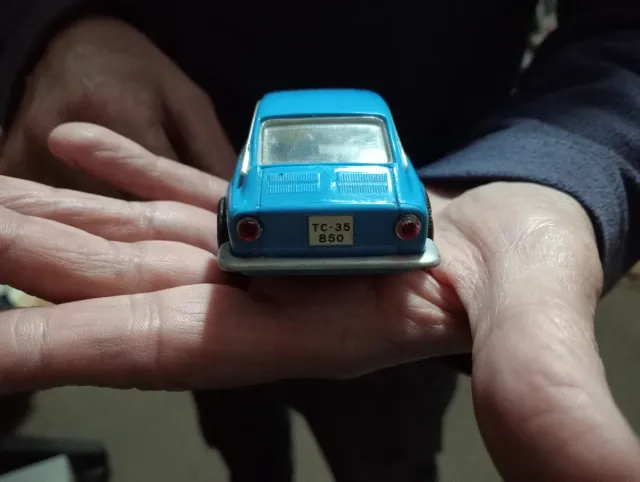 Coche Scalextric 850 azul.