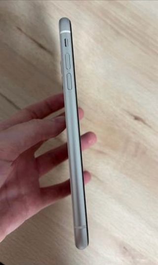 iPhone 11 Blanco Batería 85%