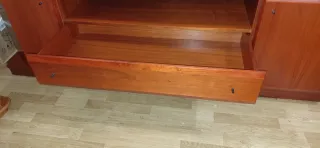 Mueble televisión de madera maciza