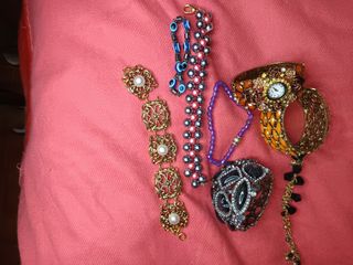 Lote de pulseras variadas...L2