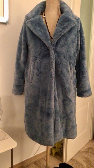 Pelliccia sintetica azzurra