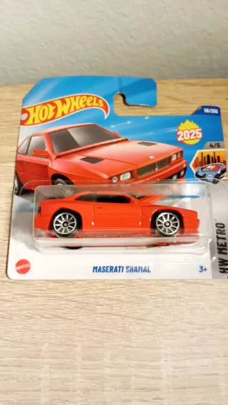 Hot Wheels Maserati Shamal Rojo