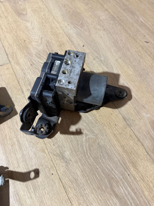 Bomba ABS Renault Megane RS 225 R26