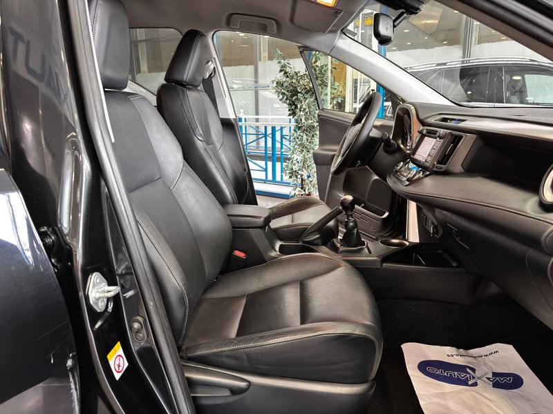 Toyota RAV4 2014, foto 14