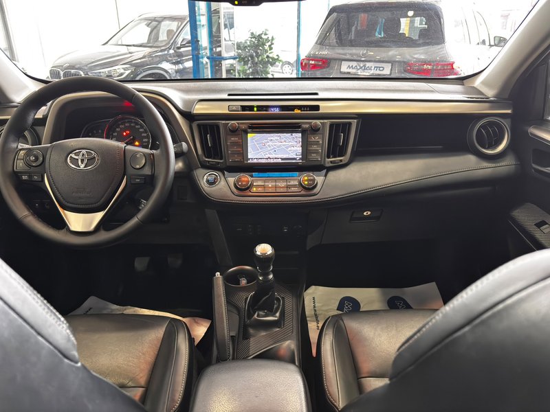 Toyota RAV4 2014, foto 16