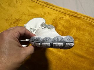 Zapatilla minimalista blanca