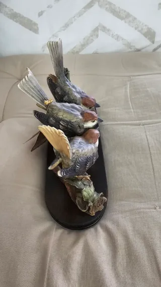 Figura porcelana Giuseppe Armani estilo Capodimont