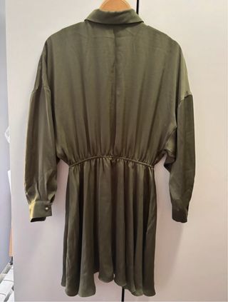 Vestido Zara verde militar talla S