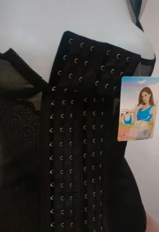 Faja reductora moldeadora negra NUEVO