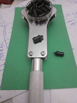 Chiave universale per casse orologi