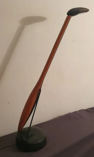 Lampada da tavolo vintage legno e plastica