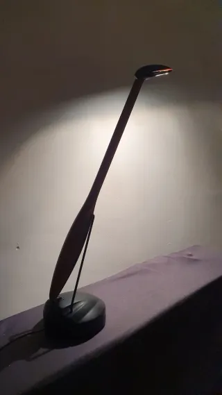 Lampada da tavolo vintage legno e plastica