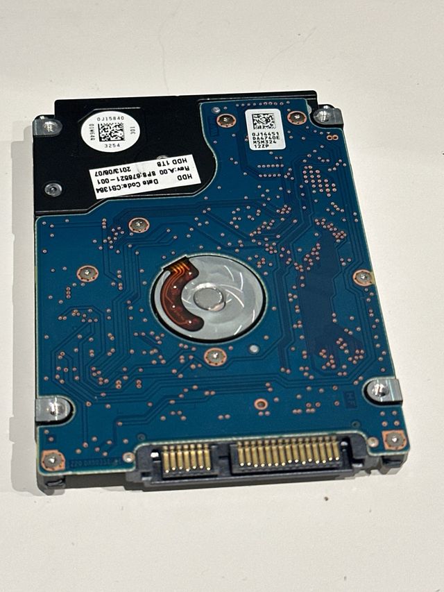 Disco Duro HGST 2.5 1TB SATA III 5400RPM