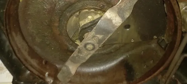 Cortacésped Mac Allister con traccion