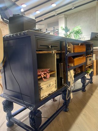 Mostrador de madera maciza restaurado