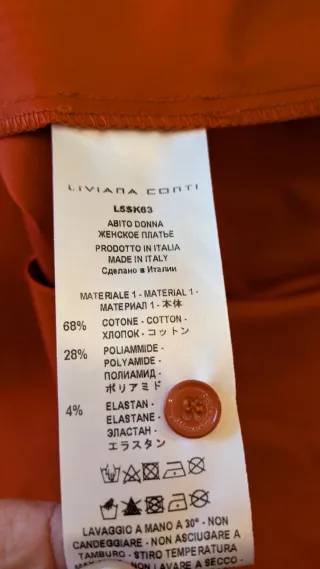 Vestido camisero Liviana Conti color teja.