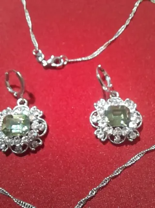 Conjunto de plata con piedras turquesa