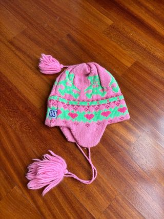 Berretto lana bambina cuori e pon pon