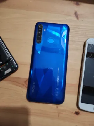 Móviles rotos para piezas