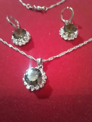 Conjunto Plata y Circonitas Verdes