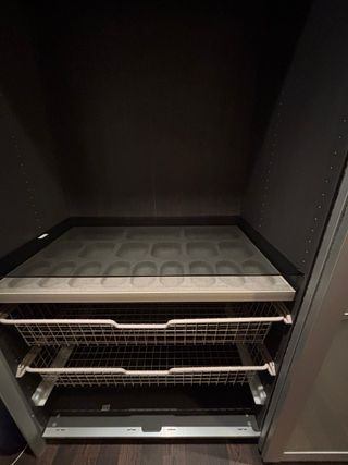 Armario puertas correderas Ikea.