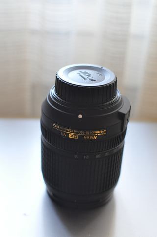 Objetivo Nikon DX VR 18-140mm f/3.5-5.6G ED