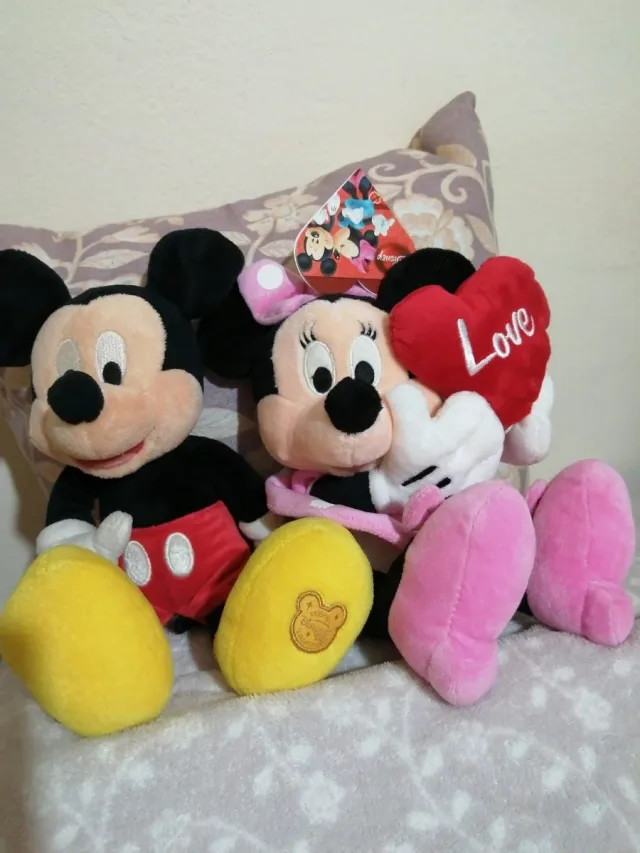 Peluche Mickey y Minnie Corazón