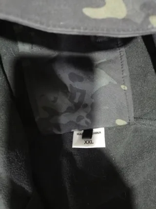 Chaqueta militar multicamouflage