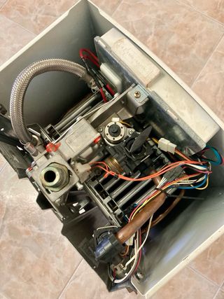 Calentador Junkers miniMAXX WR11-2 B23 PARA PIEZAS