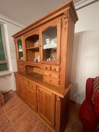 Armadio vetrina in legno e vetro