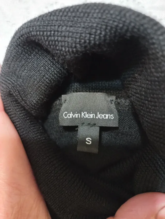 Suéter Calvin Klein Jeans Negro Talla S