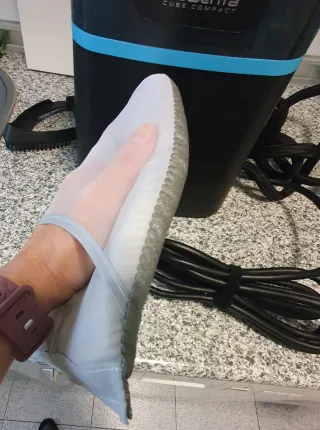 Centro planchado vertical Rowenta + cepillo