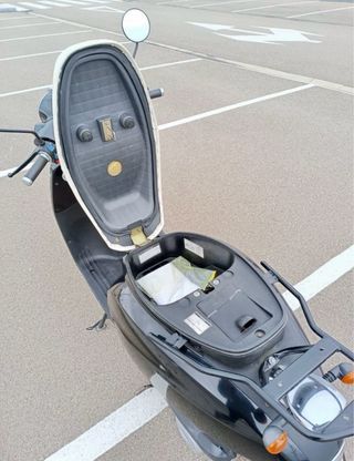 Daelim Besby 125 Scooter Negra