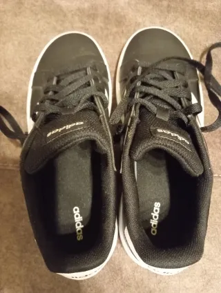 Zapatillas Adidas con cordones niño 36 1/3