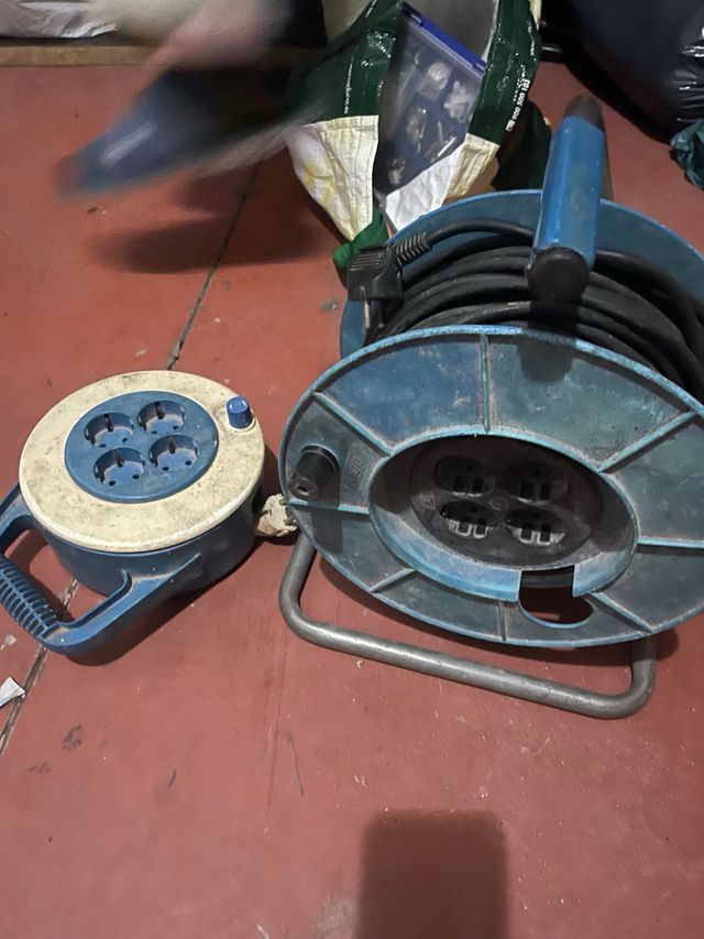 Enrollacables y alargadores