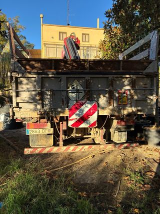 Camión Iveco Eurocargo 180E28