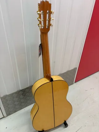 Guitarra Flamenca Vicente Tatay con funda incluida