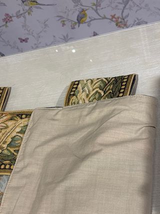 Tapiz decorativo paisaje cisnes