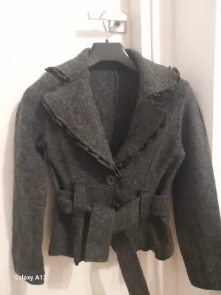 Giacca donna corta grigia