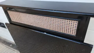 Cubre radiador madera vintage ratán negro