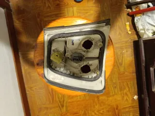 Piloto trasero derecho BMW seríe 5 de los años 80