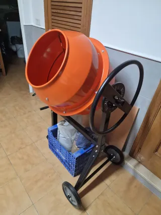 Hormigonera 140L 550W Nueva