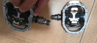 Pedales de bicicleta dobles con base