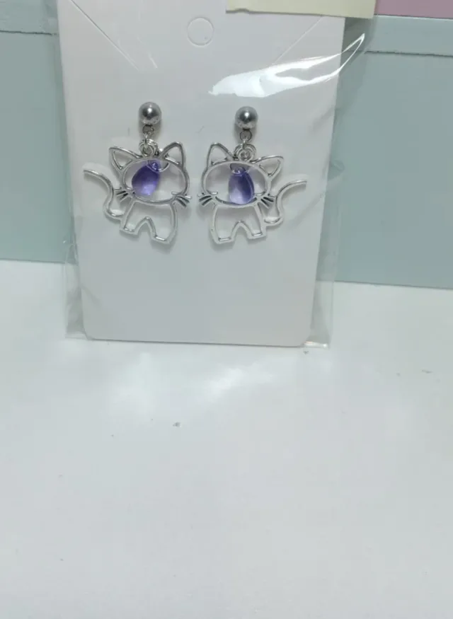 Pendientes de gato acero inoxidable.