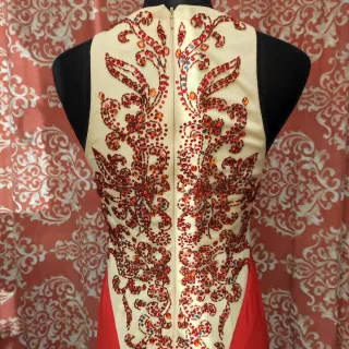 Vestido fiesta Xcite T40 rojo y dorado