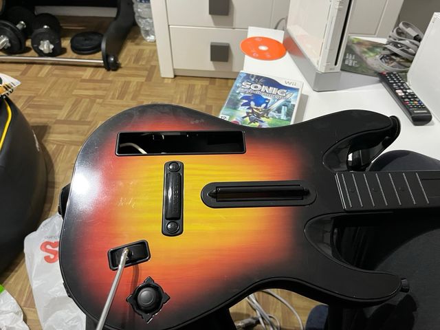 Pack guitarra wii, Guitar Hero y Rock band 2