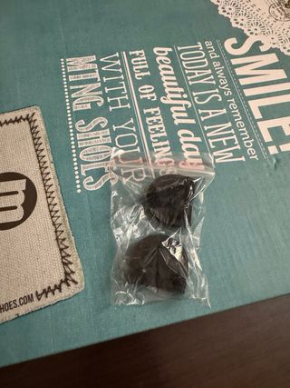 Botines tacón MTNG negros