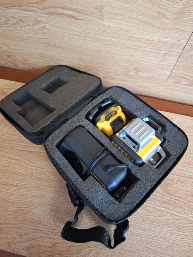 Nivel Láser Autonivelante