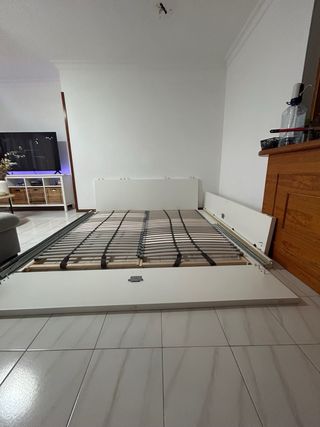 Base de cama + somier (madera)